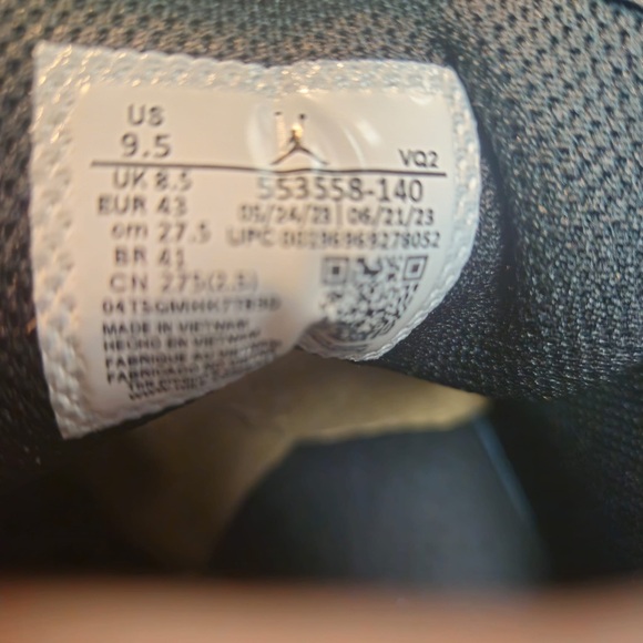 AIR JORDAN 1 RETRO LOW ROYAL TOE sz 9.5 - Picture 10 of 12